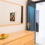 Centrico Apartamento En Calle Carreteria - Malaga
