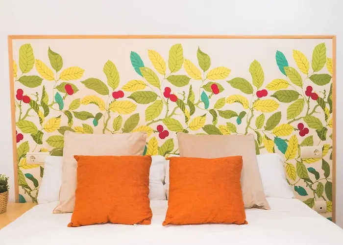 Centrico Apartamento En Calle Carreteria - Malaga