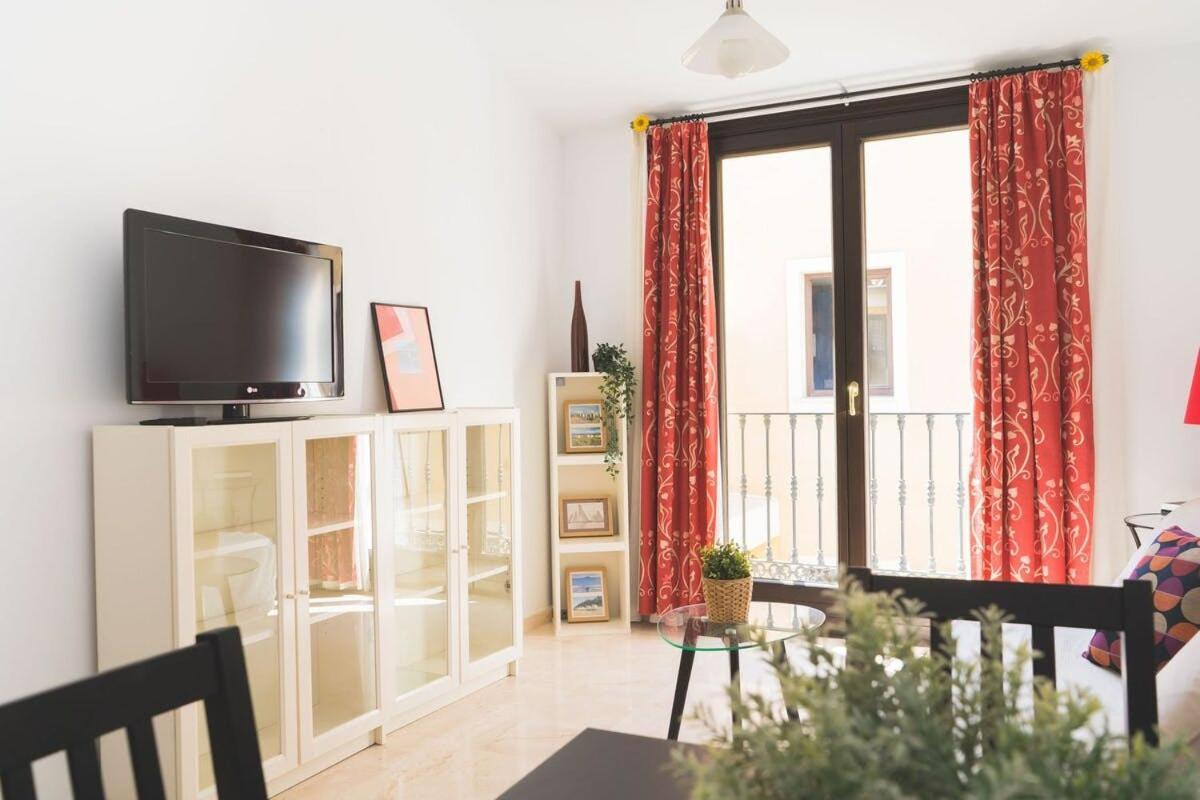 Centrico En Calle Carreteria - Apartamento Málaga