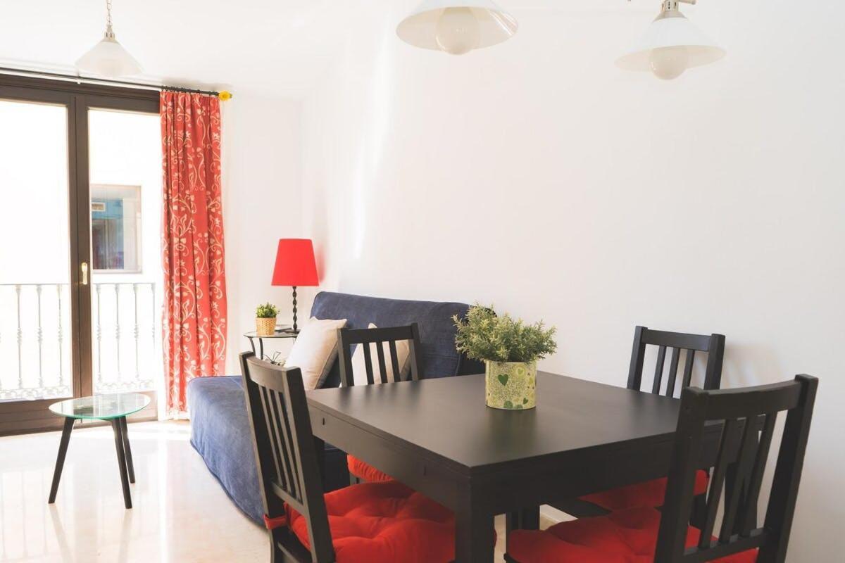 Apartamento Centrico En Calle Carreteria - Málaga